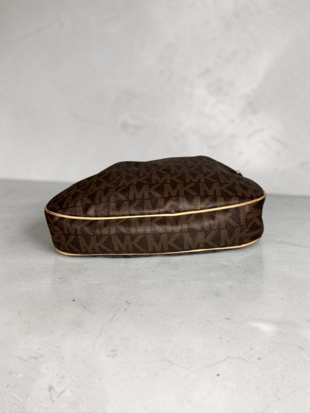 Michael Kors Brown MK Logo Shoulder Bag with Beige Trim - Picture 5 of 8